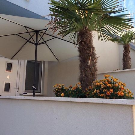 Apartmani Mane Trogir Eksteriør bilde