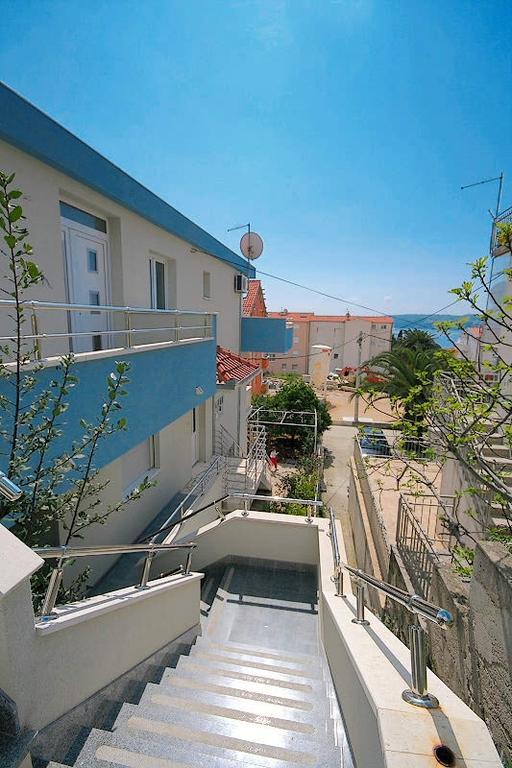 Apartmani Mane Trogir Eksteriør bilde