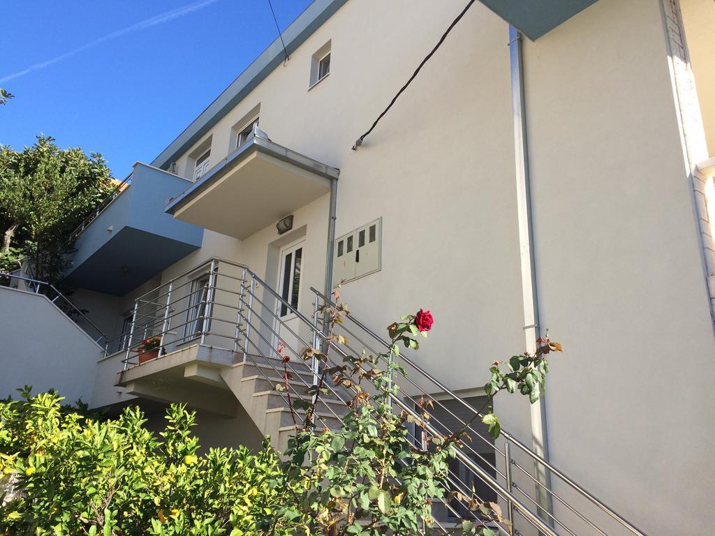Apartmani Mane Trogir Eksteriør bilde
