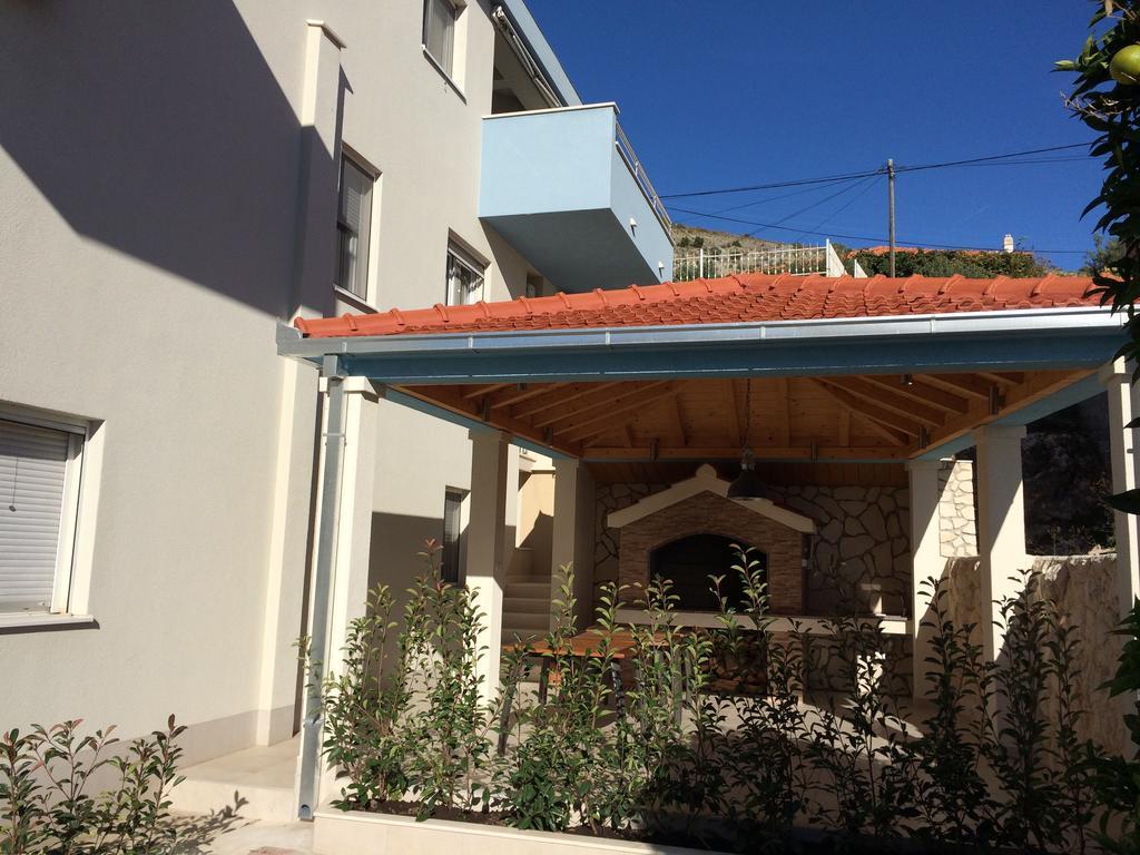 Apartmani Mane Trogir Eksteriør bilde