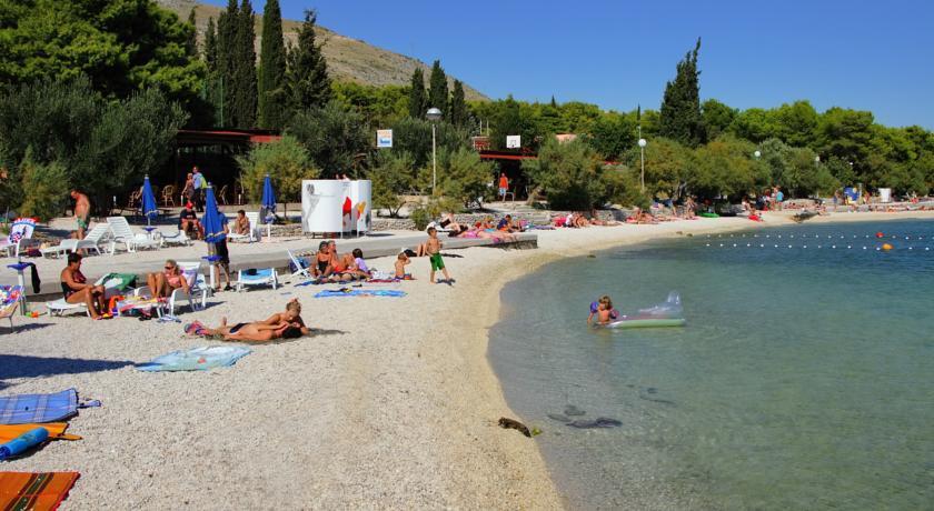 Apartmani Mane Trogir Eksteriør bilde