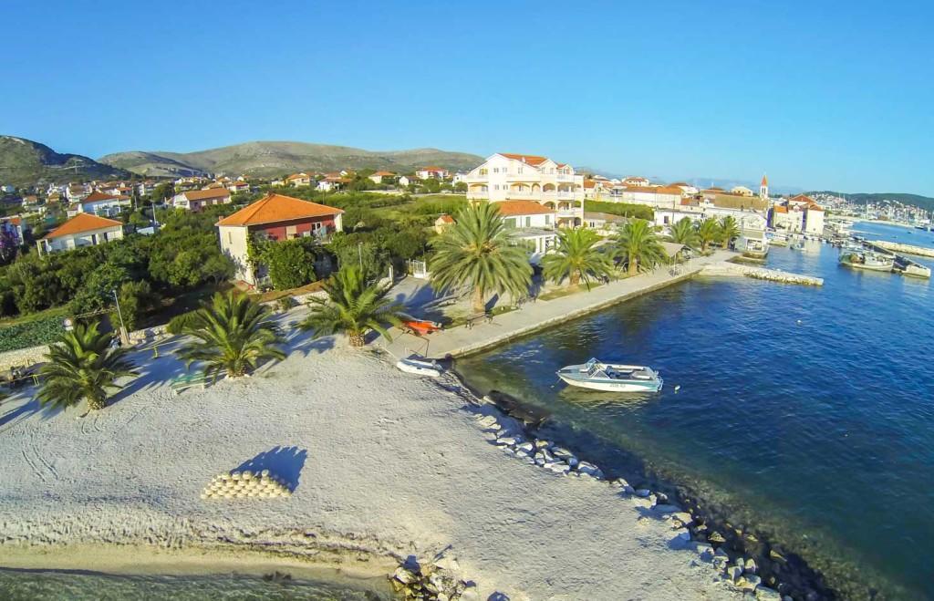 Apartmani Mane Trogir Eksteriør bilde