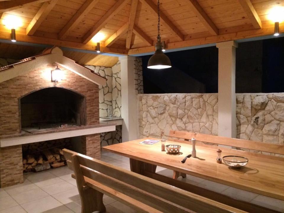 Apartmani Mane Trogir Eksteriør bilde